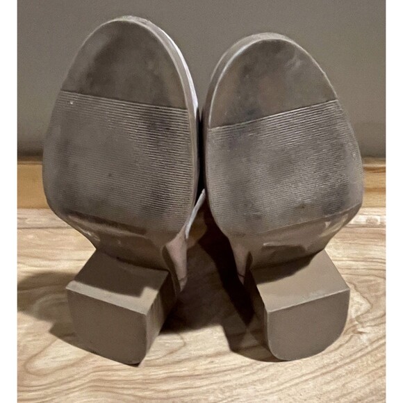 Forever 21 Chelsea Boots Pointed Toe Suede Heeled Size Womens 6 - Picture 3 of 11